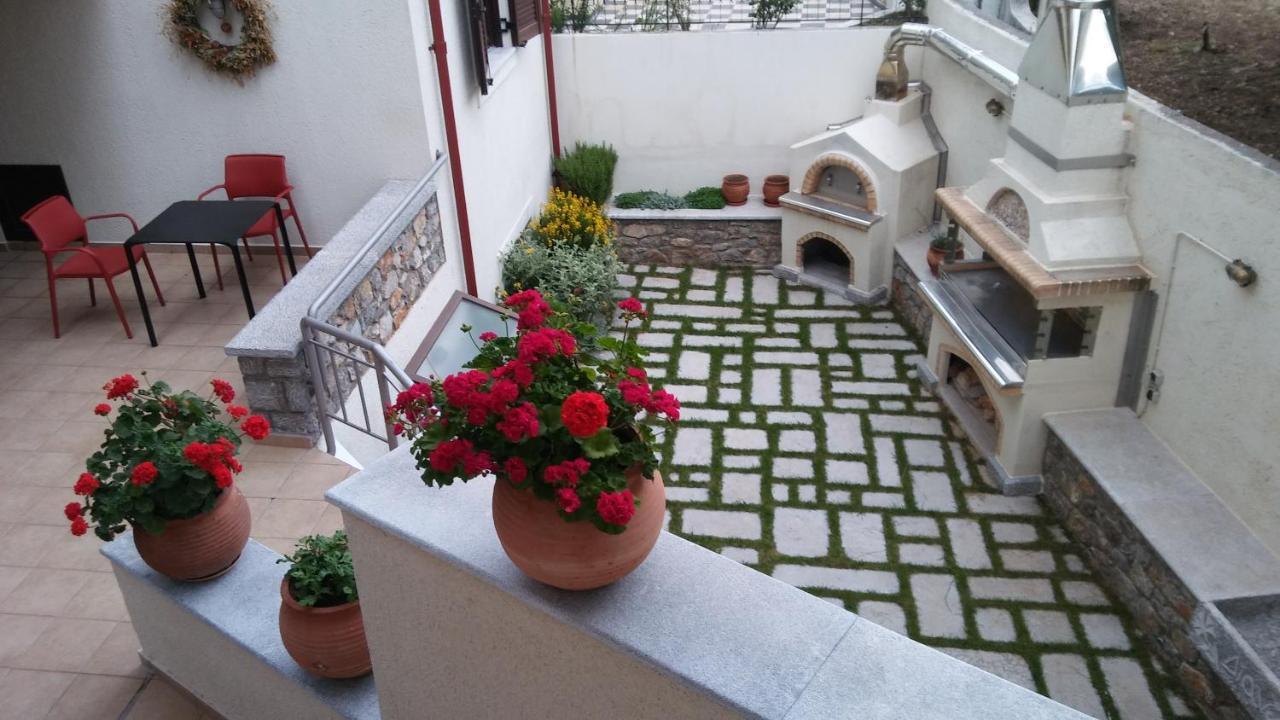 Dianthos Guesthouse Kiriákion Zewnętrze zdjęcie